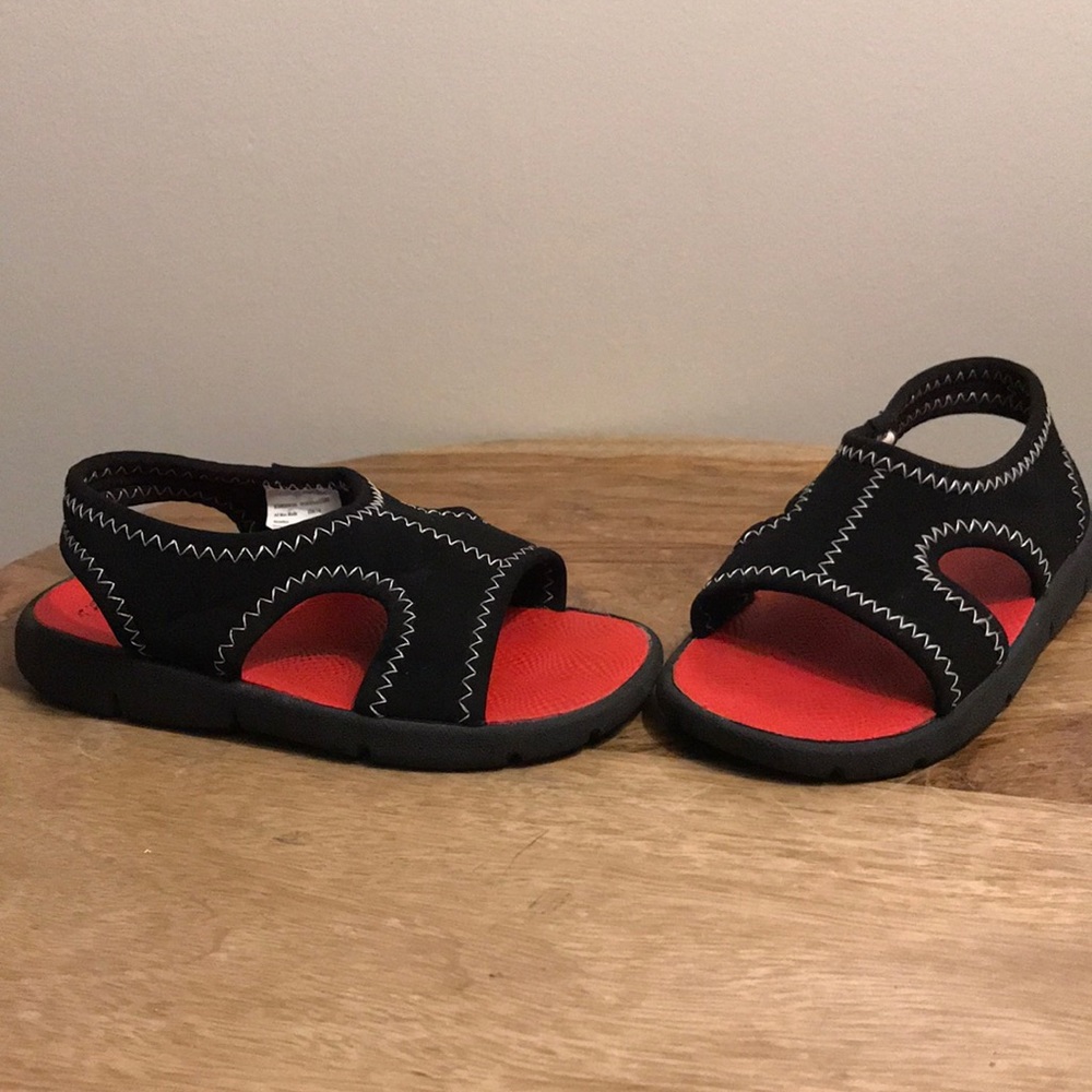 Toddler sandal / water shoes